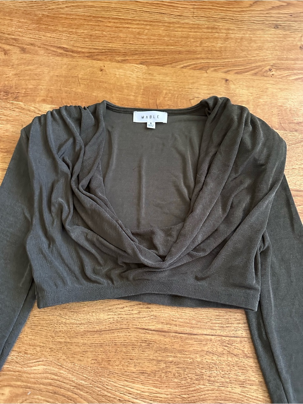 Mabel Cropped Low Neck Drape Top S